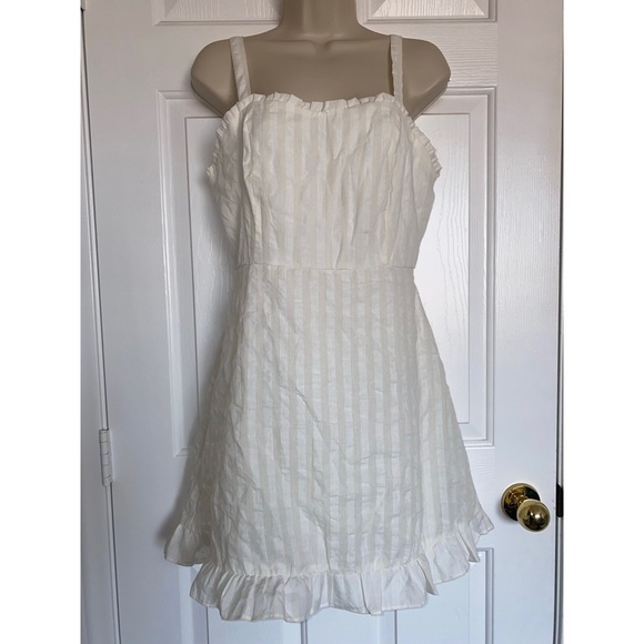 Rosie Harlow Cream Linen Dress - Picture 1 of 3